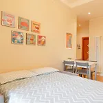 Central Cozy Apartment Close To Metro